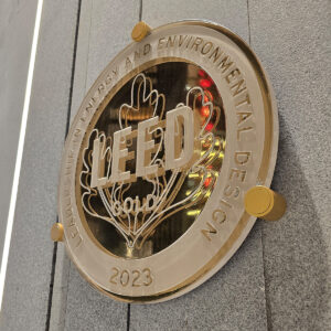 Logo 8
