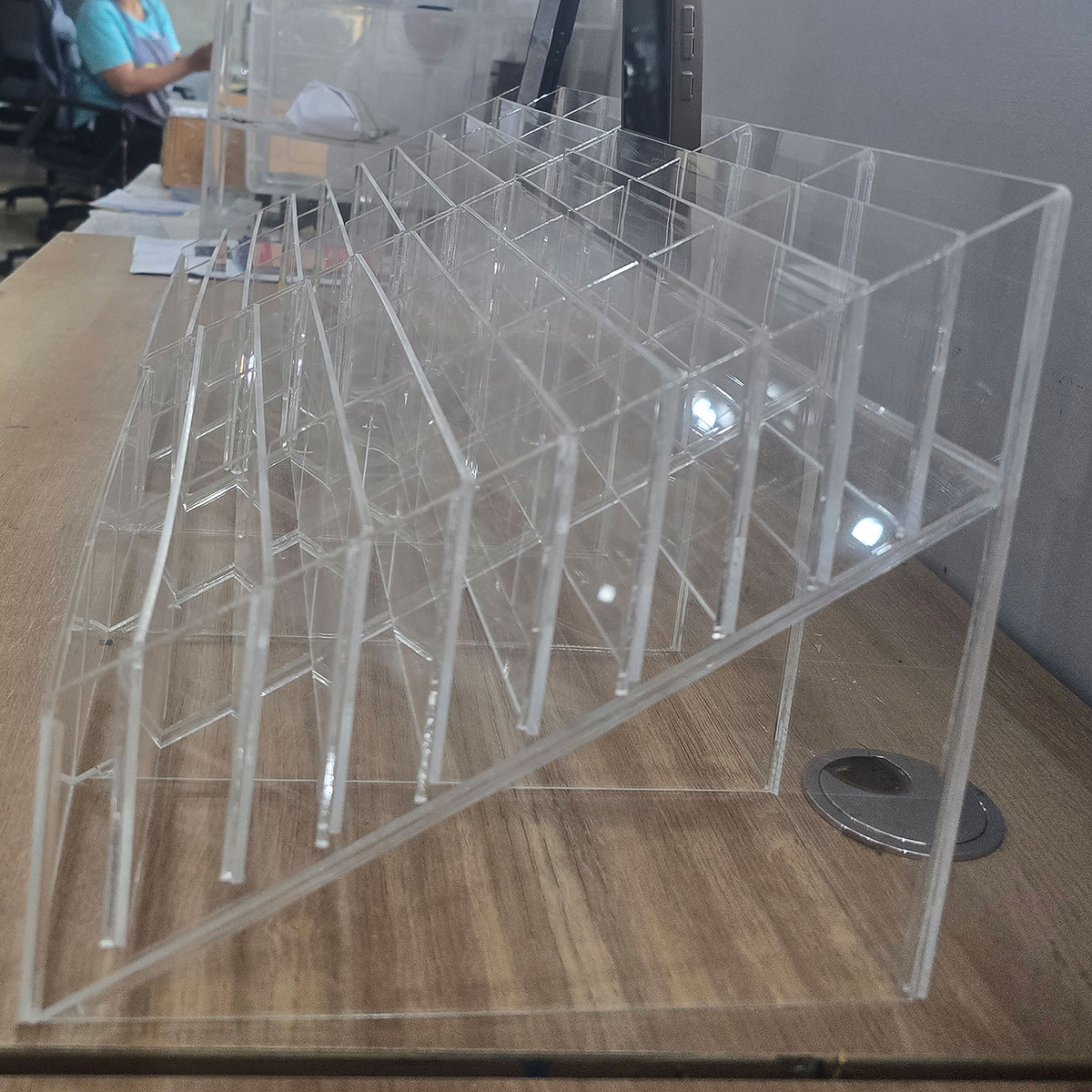 Display 02